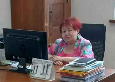 ელიზა მარქარაშვილის წიგნები პატარებისთვის ქიმიის სამყაროში სამოგზაუროდ