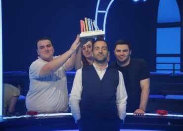 თსუ-ს გუნდმა ,,წიგნების თაროს” სატელევიზიო კონკურსში გაიმარჯვა