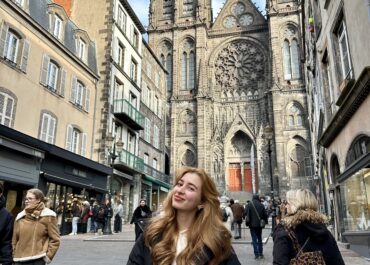 ნია თედორაძე: ,,სამშობლოსგან მოშორებით ყოფნამ თითქოს „ქვეყნის ელჩად“ მაქცია“