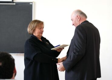 დემურ ჯალაღონიას უნივერსიტეტის ოქროს მედალი გადაეცა